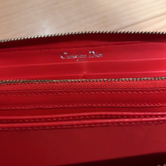 Christian Dior Wallet - Picture 2 of 4